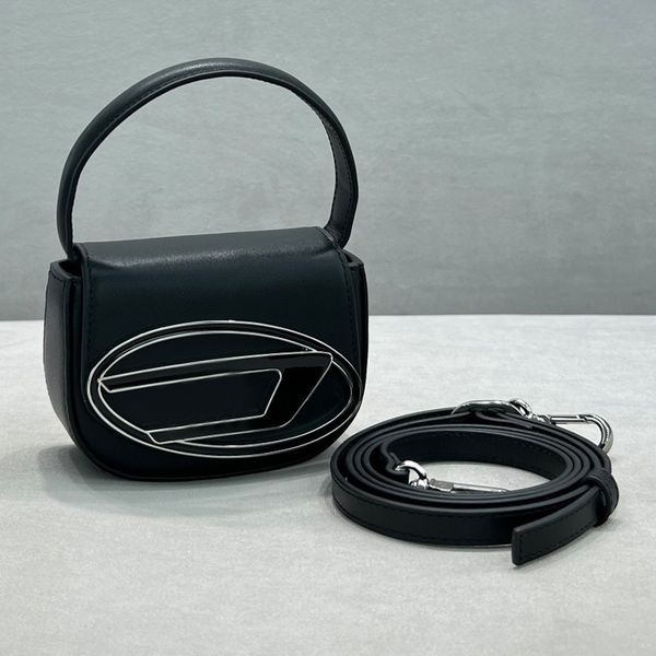 womens mini shoulder bag d logo nappa leather plaque soft calfskin diesels designer woman small crossbody bags quality handbags diesel
womens mini shoulder bag d logo nappa leather plaque soft calfskin diesels designer woman small crossbody bags quality handbags diesel