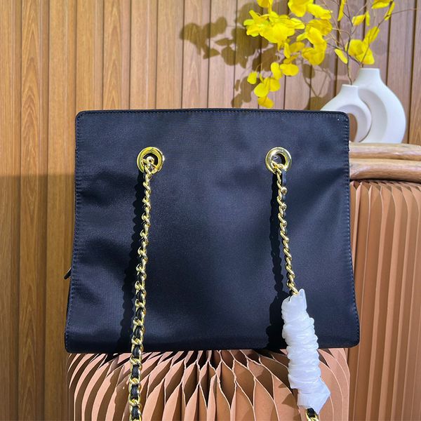 designer tote bag luxury purse handbag non-woven metal chains wallets designer woman simple fashion totes sac
designer tote bag luxury purse handbag non-woven metal chains wallets designer woman simple fashion totes sac