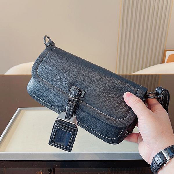 designer handbags baguette bags triangular leather shoulder bag p postman crossbody bag multi-function womens handbag fashion purse
designer handbags baguette bags triangular leather shoulder bag p postman crossbody bag multi-function womens handbag fashion purse