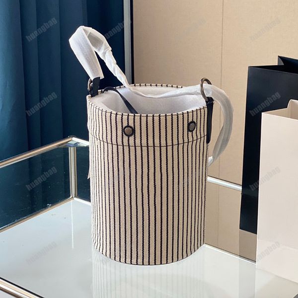 canvas crossbody vintage large capacity travel shoulder bags luxury rs classic shoulder bag artwork cross body fashion women wholesale high-
canvas crossbody vintage large capacity travel shoulder bags luxury rs classic shoulder bag artwork cross body fashion women wholesale high-