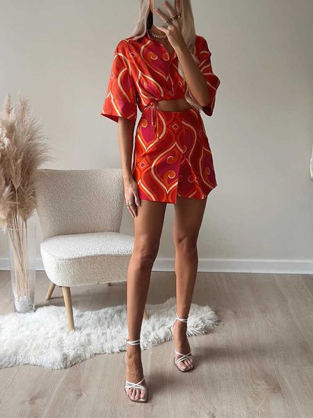 two piece dress women bermuda printed blouses and shorts set 2022 new turn down collar long sleeve high waist shorts 2pcs summer outfits t2, White
two piece dress women bermuda printed blouses and shorts set 2022 new turn down collar long sleeve high waist shorts 2pcs summer outfits t2, White