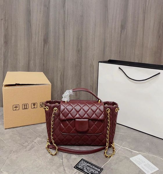 fashion luxury bag cc flap handbag vintage channel tote bags popular large shopping bags women real leather shoulder designer bages black qu
fashion luxury bag cc flap handbag vintage channel tote bags popular large shopping bags women real leather shoulder designer bages black qu