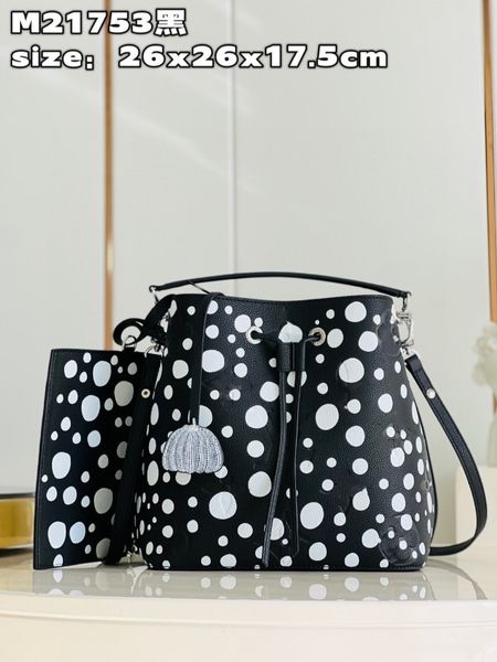 2023 new printed handbag soft grain cowhide mummy bag series size 20cm 26cm m21753
2023 new printed handbag soft grain cowhide mummy bag series size 20cm 26cm m21753