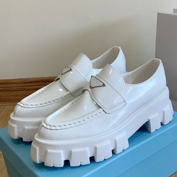 shoes women casual loafers designer thick bottom triangle p black white leather pointed round head dress shoe 35-41
shoes women casual loafers designer thick bottom triangle p black white leather pointed round head dress shoe 35-41