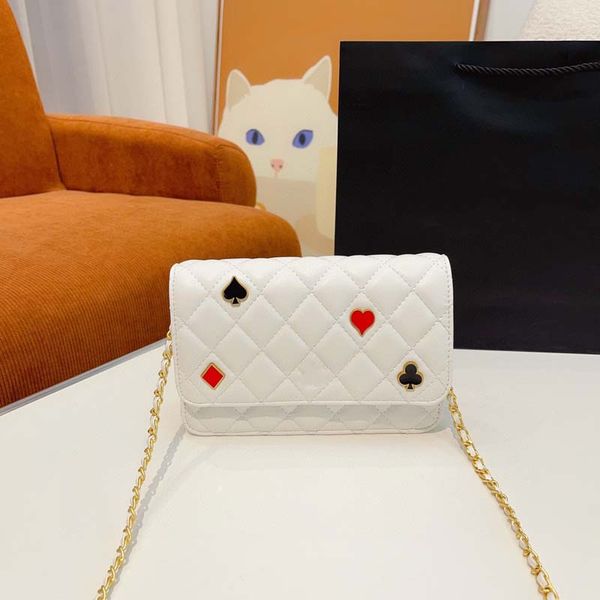 womens cosmetic bag designer messenger bag shoulder back fashion rhombus embroidery luxury sheep leather classic shopping bag
womens cosmetic bag designer messenger bag shoulder back fashion rhombus embroidery luxury sheep leather classic shopping bag