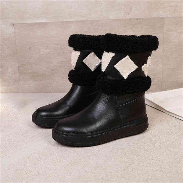 luxury designer snowdrop flat ankle boots wool lining rubber outsole casual suede street style plain leather martin winter booties sneakers, Black
luxury designer snowdrop flat ankle boots wool lining rubber outsole casual suede street style plain leather martin winter booties sneakers, Black