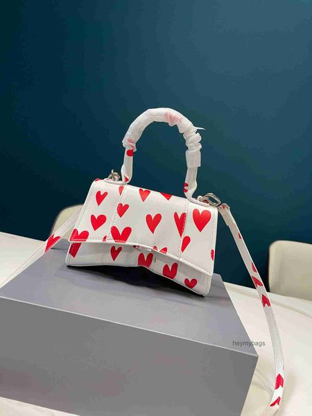 classic chain fashion luxury designers bags messenger handbags 5a quality purse lady women wallets hobo purses famous designer
classic chain fashion luxury designers bags messenger handbags 5a quality purse lady women wallets hobo purses famous designer