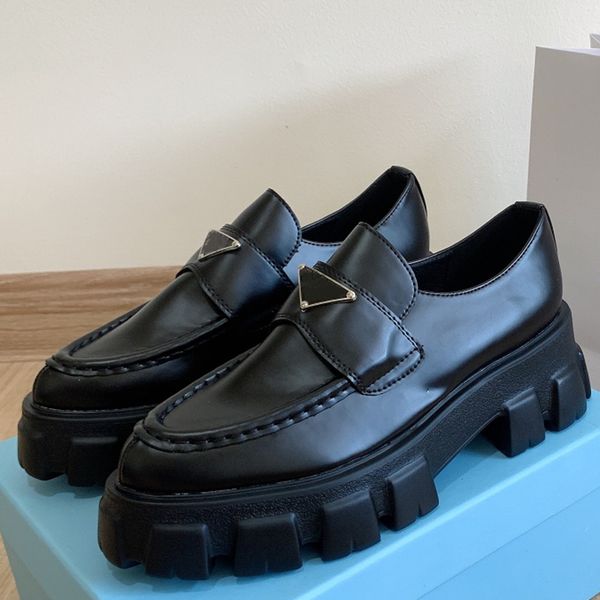 loafers designer women shoes thick bottom triangle p black white leather pointed round head dress shoe 35-41
loafers designer women shoes thick bottom triangle p black white leather pointed round head dress shoe 35-41
