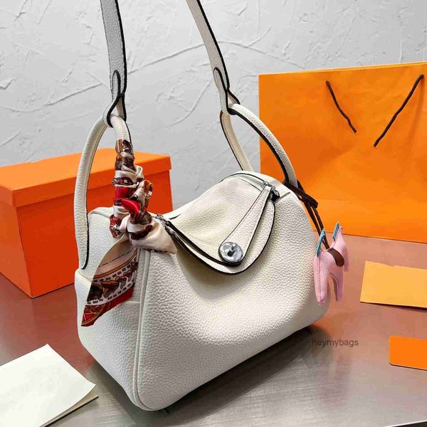 fashion handbags shoulder luxurys designer bags metal chain silver women handbag genuine leather bag flip cover diagonal messenger crossbody
fashion handbags shoulder luxurys designer bags metal chain silver women handbag genuine leather bag flip cover diagonal messenger crossbody