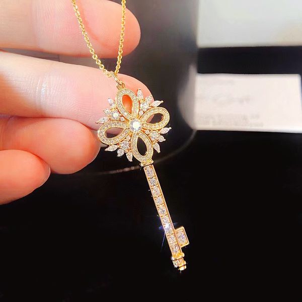 fashion sunflower key necklace high-end deluxe diamond pendant girl valentine's day gift 18k gold jewelry, Silver
fashion sunflower key necklace high-end deluxe diamond pendant girl valentine's day gift 18k gold jewelry, Silver