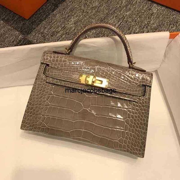 luxurys handbag herme kelli bag handbag handbags crocodile designer bag mini second generation leather portable single shoulder diagonal bl2
luxurys handbag herme kelli bag handbag handbags crocodile designer bag mini second generation leather portable single shoulder diagonal bl2