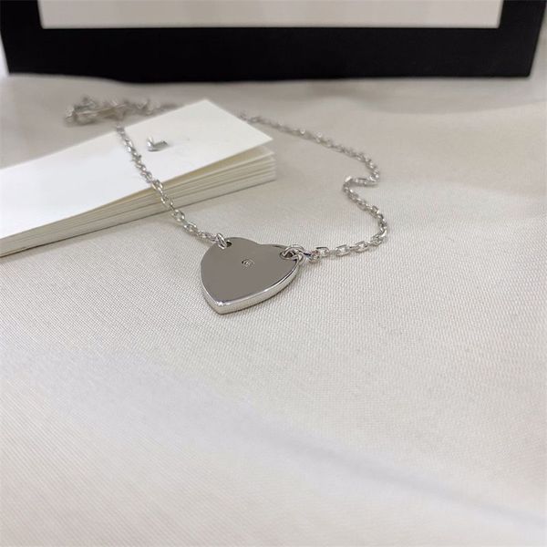 love necklace gold heart necklaces for teen girls trendy tiktok luxury plated silver chain men women jewelry carving letter small pendant de
love necklace gold heart necklaces for teen girls trendy tiktok luxury plated silver chain men women jewelry carving letter small pendant de