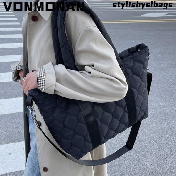 cosmetic bags cases large quilted tote bag for women lightweight down cotton padded shoulder bag 2022 winter luxury trend handbag purse shop
cosmetic bags cases large quilted tote bag for women lightweight down cotton padded shoulder bag 2022 winter luxury trend handbag purse shop