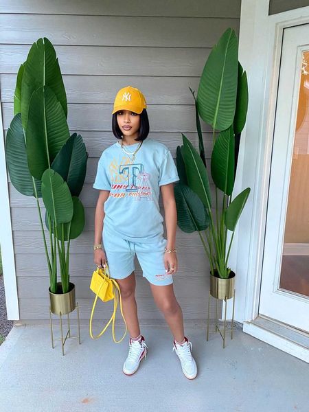 two piece dress echoine letter print tshirt and shorts two piece set women tracksuit streetwear summer jogger outfits t230113, White
two piece dress echoine letter print tshirt and shorts two piece set women tracksuit streetwear summer jogger outfits t230113, White