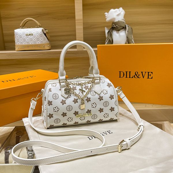 luxurys designer bag women bags handbag crossbody leather purse fashion flower shoulder lady tote bag wallet 131
luxurys designer bag women bags handbag crossbody leather purse fashion flower shoulder lady tote bag wallet 131