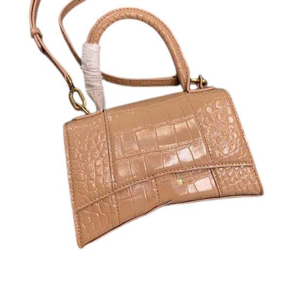 shoulder bags crossbody luxury fashion ladies shoulder bag letter fashion handbags messenger bag holder coin purses shoulder lady totes purs
shoulder bags crossbody luxury fashion ladies shoulder bag letter fashion handbags messenger bag holder coin purses shoulder lady totes purs