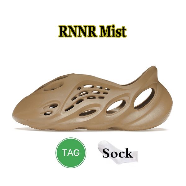 2023 mens slide women designer slides slippers foam runner sandals desert sand earth brown onyx triple white black mxt moon gray outdoor sli
2023 mens slide women designer slides slippers foam runner sandals desert sand earth brown onyx triple white black mxt moon gray outdoor sli