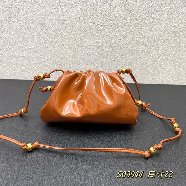 designer cloud bags luxury mini pouch patent leather lining leather ladies crossbody bags fashion shoulder cag handbag new 2022
designer cloud bags luxury mini pouch patent leather lining leather ladies crossbody bags fashion shoulder cag handbag new 2022
