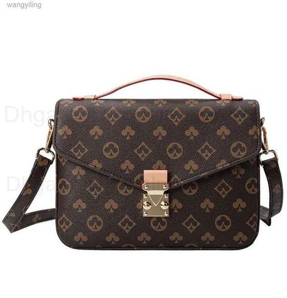 women luxurys designers bags messenger handbag 2023 lady totes fashion vintage printing shoulder classic crossbody
women luxurys designers bags messenger handbag 2023 lady totes fashion vintage printing shoulder classic crossbody