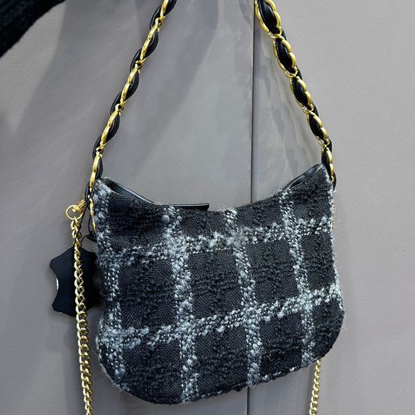 mosaic tweed women classic zipper hobo shoulder bag quilted large capacity metal portable luxury designer crossbody suitcases card holder cl
mosaic tweed women classic zipper hobo shoulder bag quilted large capacity metal portable luxury designer crossbody suitcases card holder cl