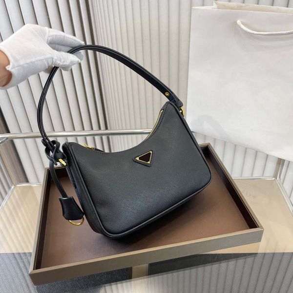 bags totes handbag designer bag women classic brand solid color multi-color logo letter splicing chain shoulder bag simple commuter dinner w
bags totes handbag designer bag women classic brand solid color multi-color logo letter splicing chain shoulder bag simple commuter dinner w