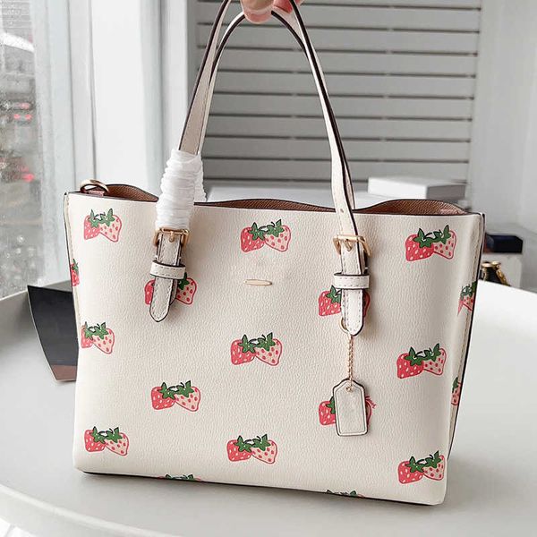 new women handbag mollie tote bag totes cbag designers bag womens strawberry shopping bags luxurys handbag leather shoulder crossbody bags l
new women handbag mollie tote bag totes cbag designers bag womens strawberry shopping bags luxurys handbag leather shoulder crossbody bags l