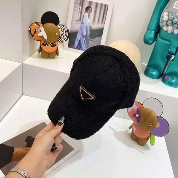 casquette designer triangle caps for womens fitted baseball cap hats luxurys sun visors mens p caps bucket hat bonnet beanies 2301142d, Blue;gray
casquette designer triangle caps for womens fitted baseball cap hats luxurys sun visors mens p caps bucket hat bonnet beanies 2301142d, Blue;gray