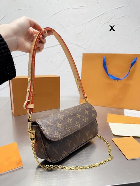 2023 winter fashion underarm bag luxury designer bag women handbag metal chain one shoulder bag crossbody bag clamshell purse hobo tote bag
2023 winter fashion underarm bag luxury designer bag women handbag metal chain one shoulder bag crossbody bag clamshell purse hobo tote bag