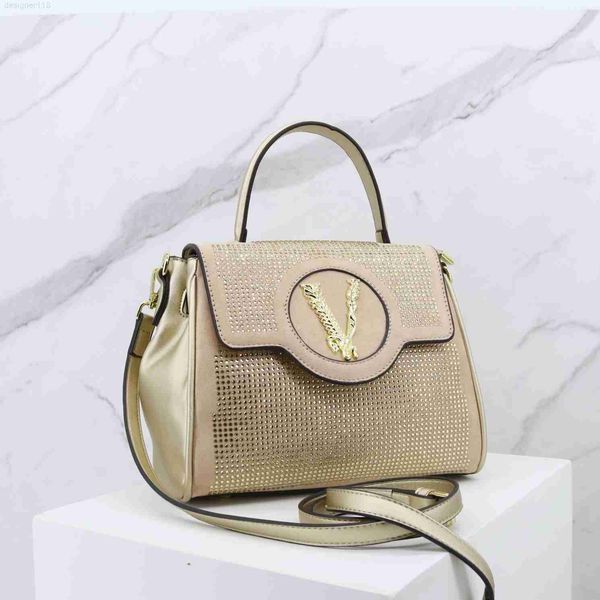 2022 fashion handbags for women luxury designer brand bags textures synthetic diamond ladies shoulder bag factory wholesale 26cm
2022 fashion handbags for women luxury designer brand bags textures synthetic diamond ladies shoulder bag factory wholesale 26cm