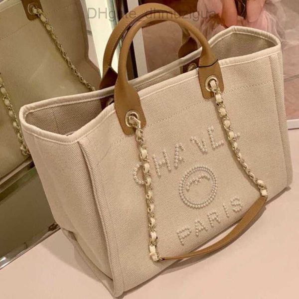 classic women's luxury evening bags ch brand canvas handbag fashion beach hand bag designer female backpack large capacity small packs, Black;red
classic women's luxury evening bags ch brand canvas handbag fashion beach hand bag designer female backpack large capacity small packs, Black;red