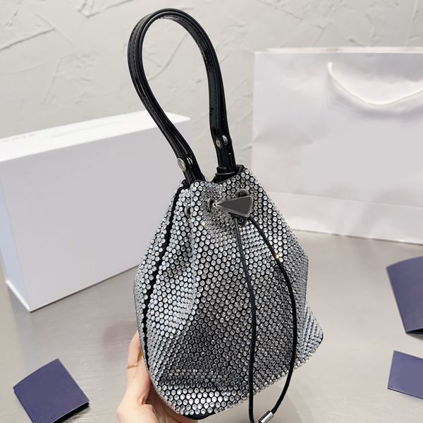 bucket bag diamond bags flap 2023 luxury designer brand fashion shoulder handbags quality women chains letter bag leather purse cross body t
bucket bag diamond bags flap 2023 luxury designer brand fashion shoulder handbags quality women chains letter bag leather purse cross body t