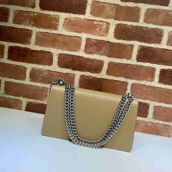 elegant ladies chain crossbody hand bags wholesale new fashion retro leather luxury ladies handbags
elegant ladies chain crossbody hand bags wholesale new fashion retro leather luxury ladies handbags