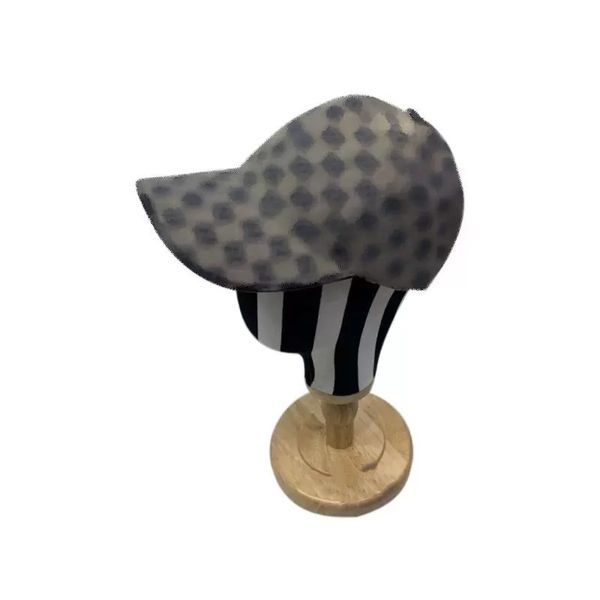 2023 luxury design letter embroidered hat men's brand men's and women's baseball cap adjustable golf cap rer, Blue;gray
2023 luxury design letter embroidered hat men's brand men's and women's baseball cap adjustable golf cap rer, Blue;gray