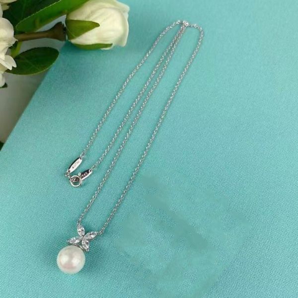 new pearl necklace classic designer women's diamond pendant girls valentine's day 18k gold jewelry gift factory wholesale and reta, Silver
new pearl necklace classic designer women's diamond pendant girls valentine's day 18k gold jewelry gift factory wholesale and reta, Silver