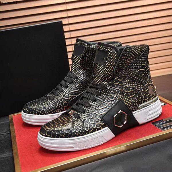 luxury designer shoes casual sneakers breathable mesh stitching metal elements are size38-45 hm3143, Red;white
luxury designer shoes casual sneakers breathable mesh stitching metal elements are size38-45 hm3143, Red;white