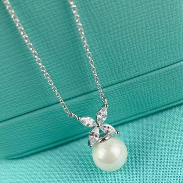luxury pearl necklace classic designer women's diamond pendant girls valentine's day 18k gold jewelry gift factory wholesale and r, Silver
luxury pearl necklace classic designer women's diamond pendant girls valentine's day 18k gold jewelry gift factory wholesale and r, Silver