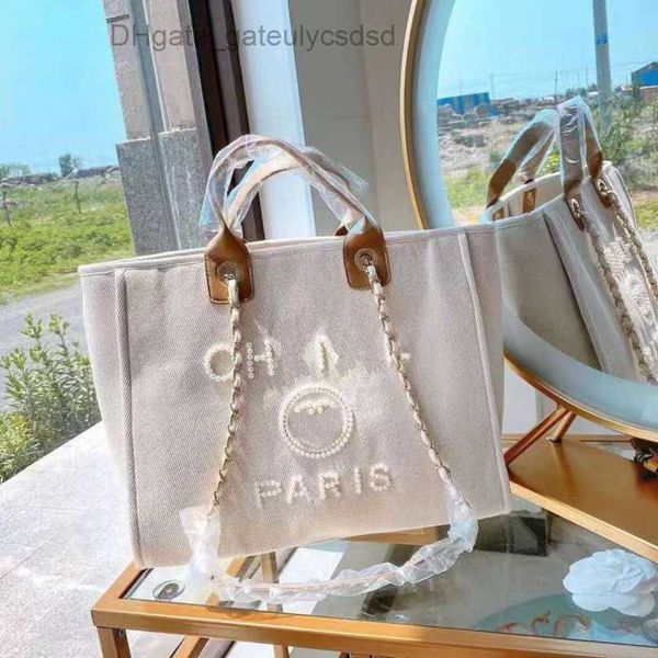 evening fashion luxury women's bags ch brand canvas handbag classic beach hand bag designer female backpack large capacity small packs
evening fashion luxury women's bags ch brand canvas handbag classic beach hand bag designer female backpack large capacity small packs