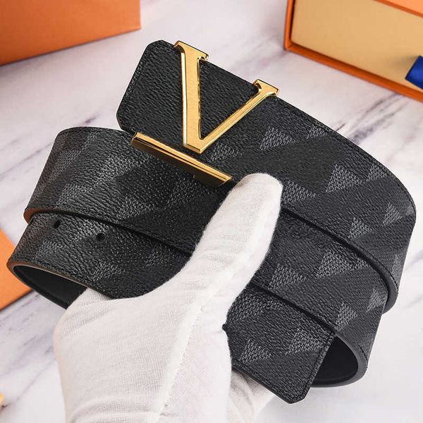 classic men designer belt fashion printed plaid stainless steel buckle women belts width 4cm head layer cowhide business casual belt with bo, Black;brown
classic men designer belt fashion printed plaid stainless steel buckle women belts width 4cm head layer cowhide business casual belt with bo, Black;brown