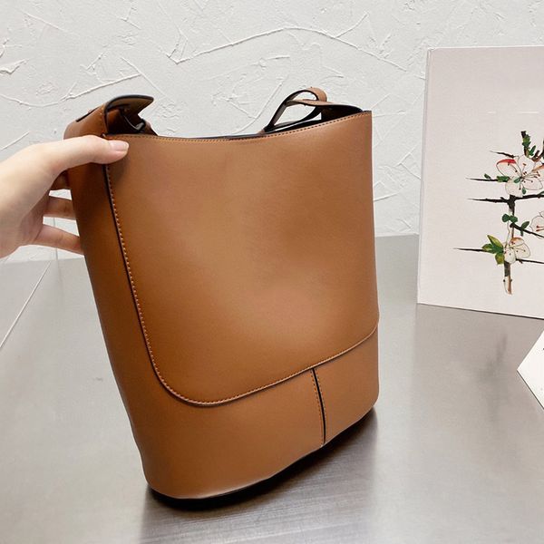 totes designer handbags embroidery women t tote bag shopping bag tote bages shoulder crossbody inflated purse genuine leather large capacity
totes designer handbags embroidery women t tote bag shopping bag tote bages shoulder crossbody inflated purse genuine leather large capacity