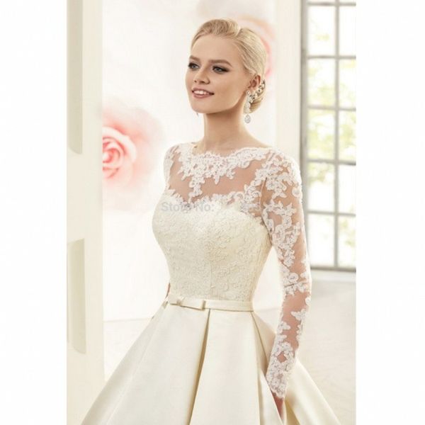 light luxury one-shoulder wedding dress lace long-sleeved satin tail long dress with open back strap bridal main wedding dress, White
light luxury one-shoulder wedding dress lace long-sleeved satin tail long dress with open back strap bridal main wedding dress, White