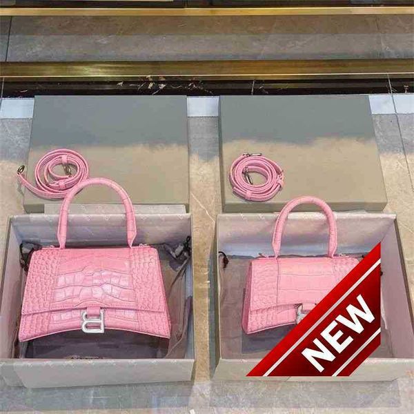 designer luxury womens bag balencigas handbag b-shaped paris single shoulder messenger fashion square gift shoulder oblique span versatile h
designer luxury womens bag balencigas handbag b-shaped paris single shoulder messenger fashion square gift shoulder oblique span versatile h
