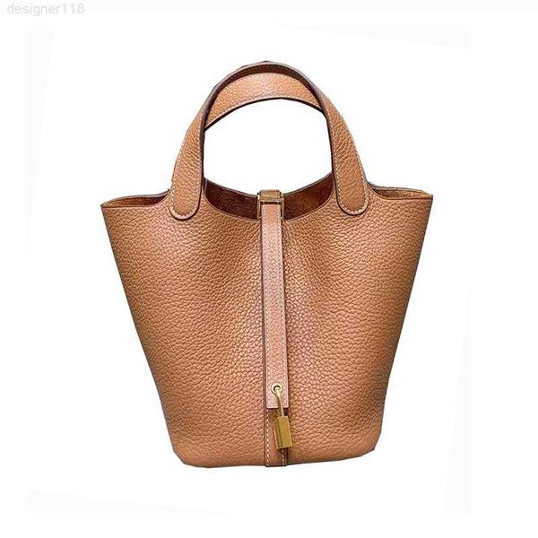 the first layer of cowhide basket handbags 2022 new fashion single product real european and american trendy bags
the first layer of cowhide basket handbags 2022 new fashion single product real european and american trendy bags