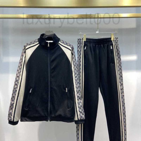 men's tracksuits designer spring and autumn latest exquisite tracksuits us size high-quality stripe splicing beautiful fluorescent gree, Gray
men's tracksuits designer spring and autumn latest exquisite tracksuits us size high-quality stripe splicing beautiful fluorescent gree, Gray