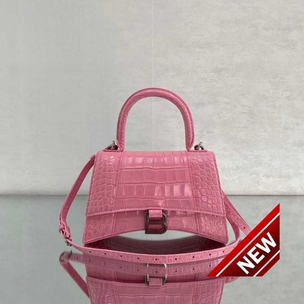 designer luxury womens bag balencigas handbag b-shaped paris single shoulder messenger fashion square gift shoulder oblique span versatile h
designer luxury womens bag balencigas handbag b-shaped paris single shoulder messenger fashion square gift shoulder oblique span versatile h