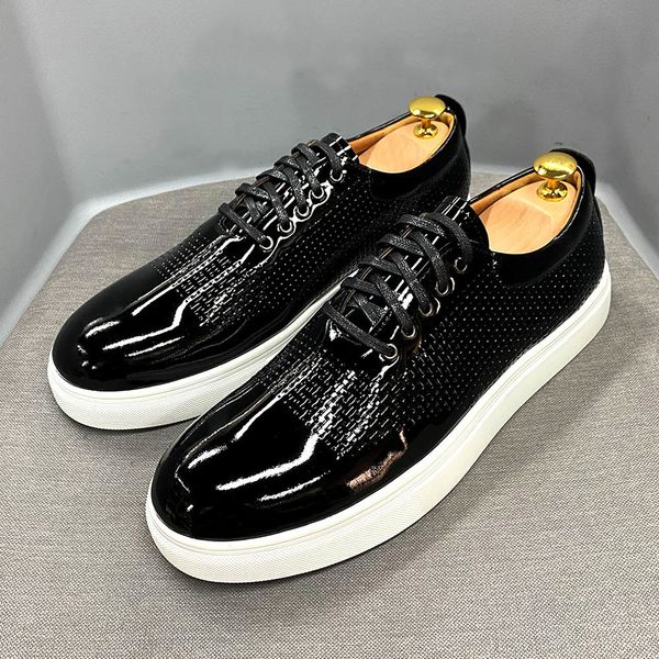dress shoes luxury men's casual black genuine patent leather brand design lace up flats italian sneaker for men 230114
dress shoes luxury men's casual black genuine patent leather brand design lace up flats italian sneaker for men 230114