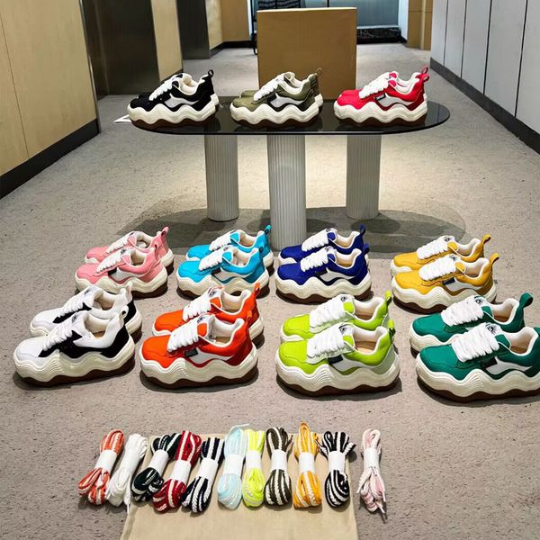 2023 spring and autumn new womens shoes star wave sole color matching couple luxury designer fashion thick sole casual bread shoes womens la, Black
2023 spring and autumn new womens shoes star wave sole color matching couple luxury designer fashion thick sole casual bread shoes womens la, Black