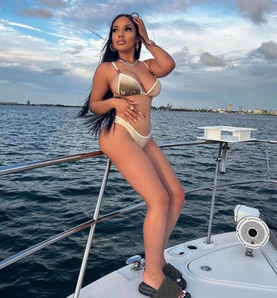 designer swimwear bikini 2023 designers bikini swimwear the g-string designer swimsuit lifts up bikinis set in a high-waisted swimsuits s-xl, Black
designer swimwear bikini 2023 designers bikini swimwear the g-string designer swimsuit lifts up bikinis set in a high-waisted swimsuits s-xl, Black