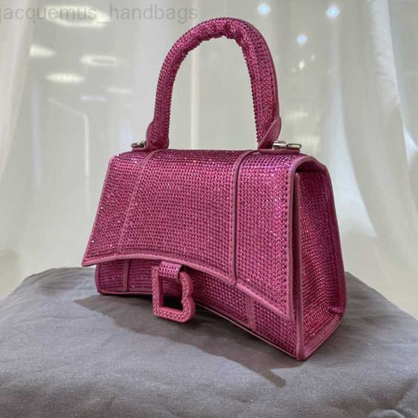 balencaigaity hourglass bags le cagole motorcycle leather underarm shoulder crescent handbags woman crossbody bucket igkp
balencaigaity hourglass bags le cagole motorcycle leather underarm shoulder crescent handbags woman crossbody bucket igkp