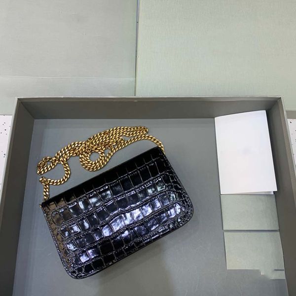 fashion handbags lady shoulder bags designer womens crossbody purses chains wallets shoulder bag new wholesale price classic lattice accesso
fashion handbags lady shoulder bags designer womens crossbody purses chains wallets shoulder bag new wholesale price classic lattice accesso