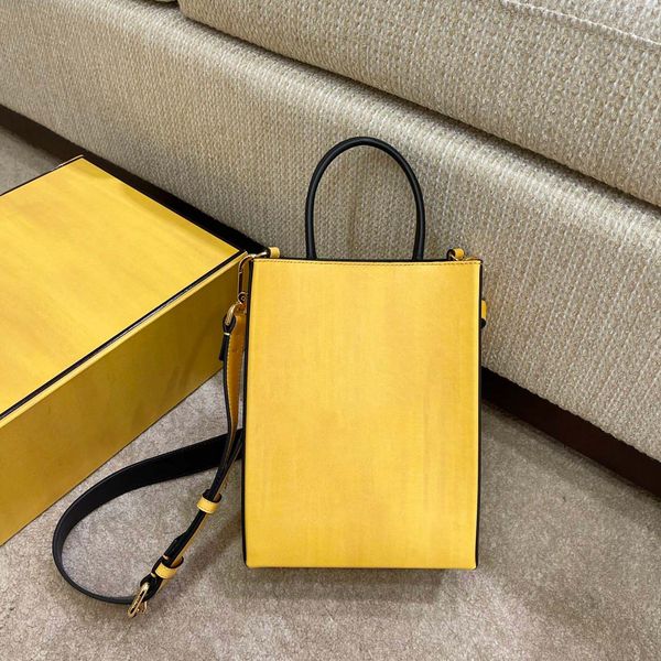 aaaaa luxury designer bags famous women handbags wholesale crossbody shoulder wallet purses fashion classic handbags fashion bag accessories
aaaaa luxury designer bags famous women handbags wholesale crossbody shoulder wallet purses fashion classic handbags fashion bag accessories